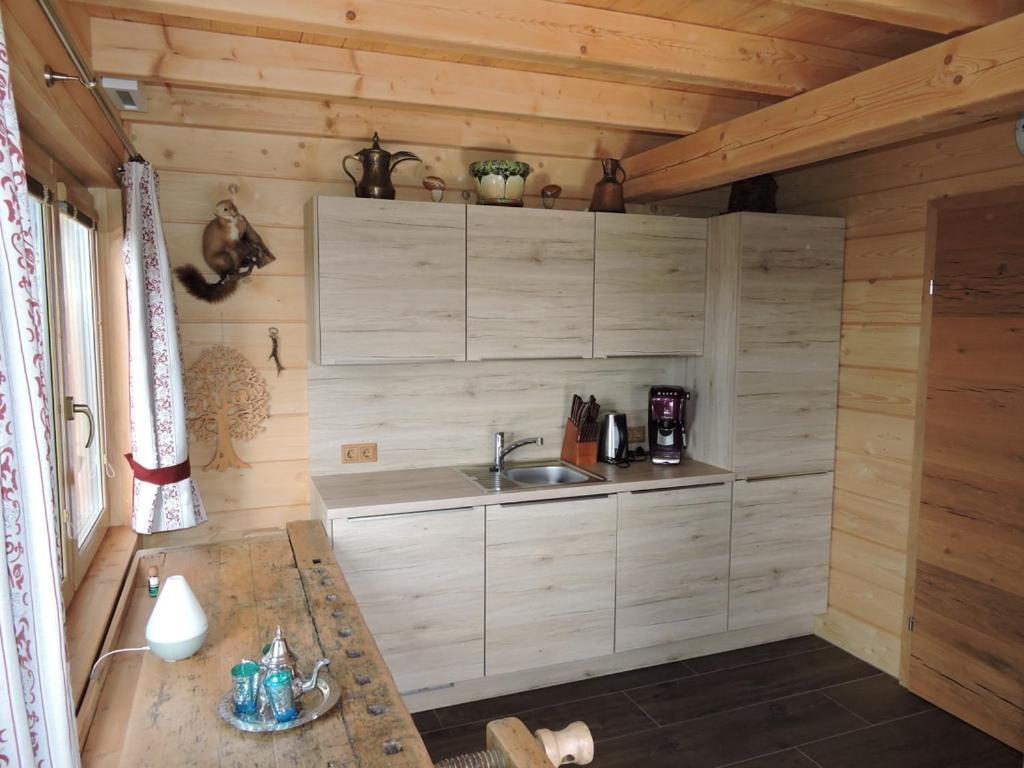 Gluehwuermchenhuette Villa Ratten Buitenkant foto