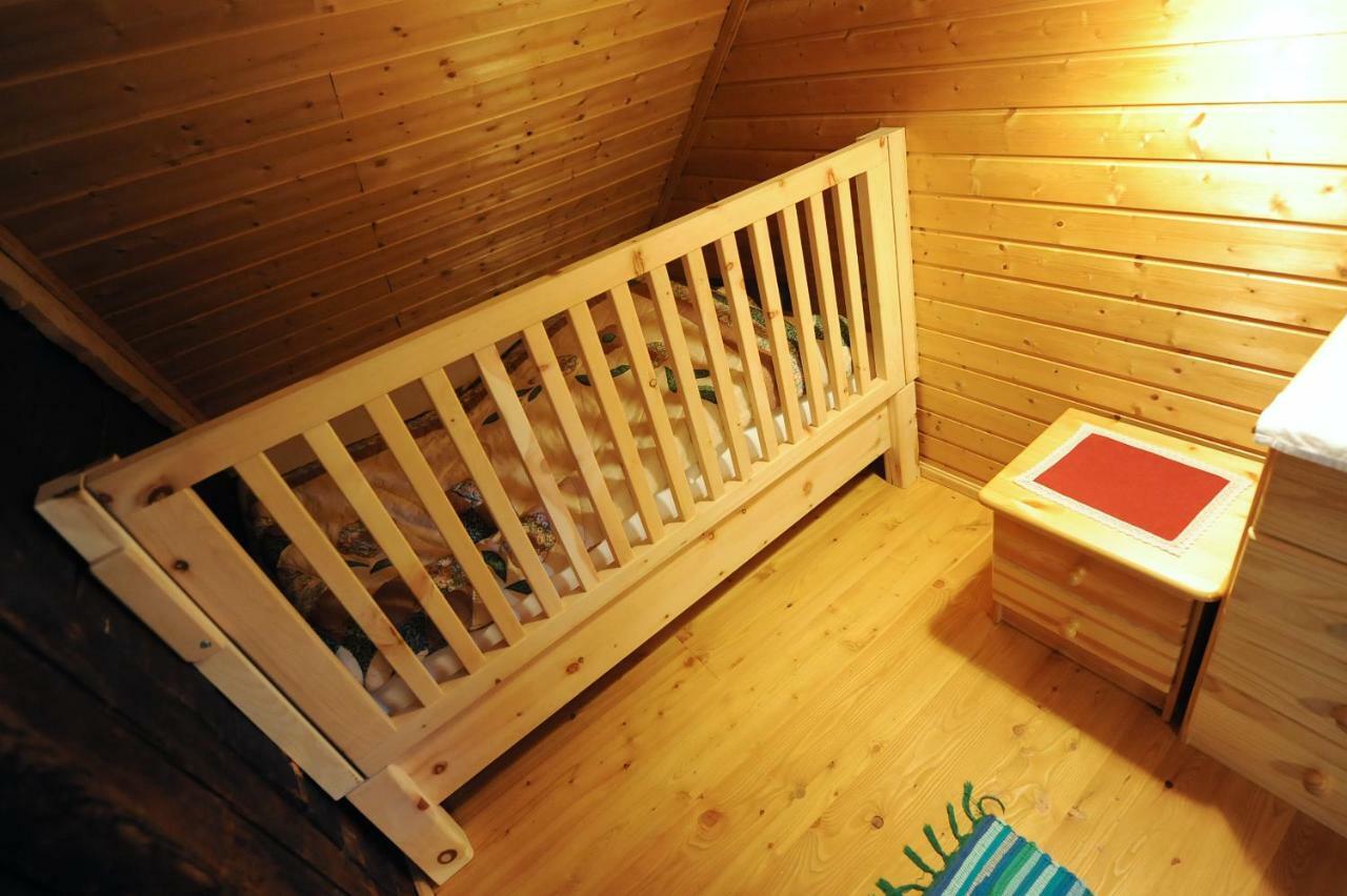 Gluehwuermchenhuette Villa Ratten Buitenkant foto