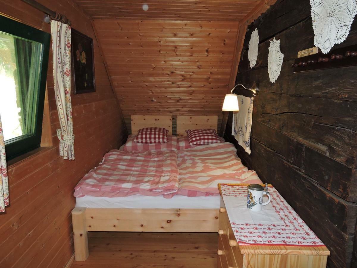 Gluehwuermchenhuette Villa Ratten Buitenkant foto